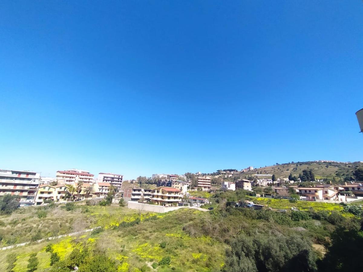 Bed And Breakfast Oasi Reggio di Calabria Bagian luar foto