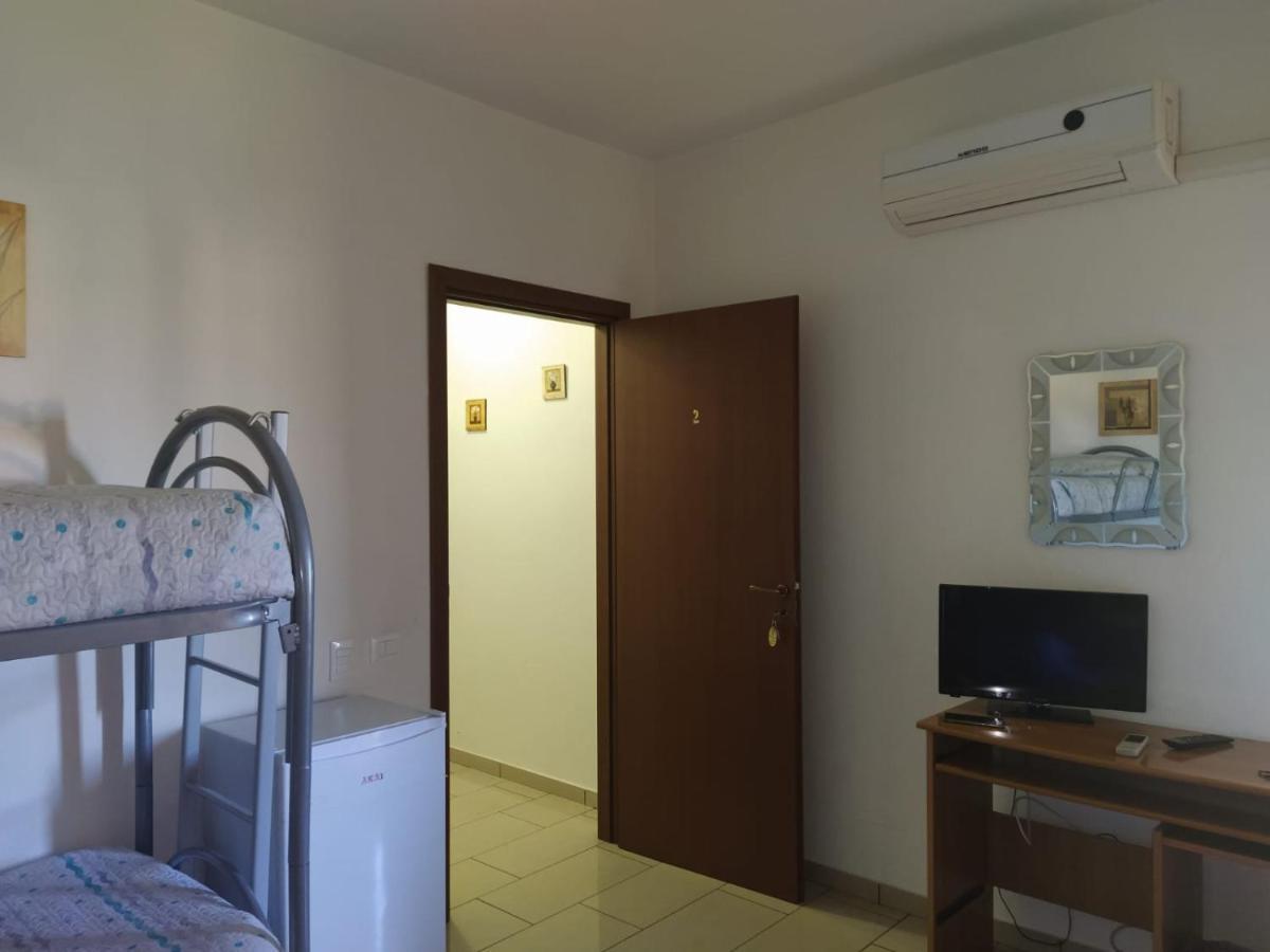 Bed And Breakfast Oasi Reggio di Calabria Bagian luar foto