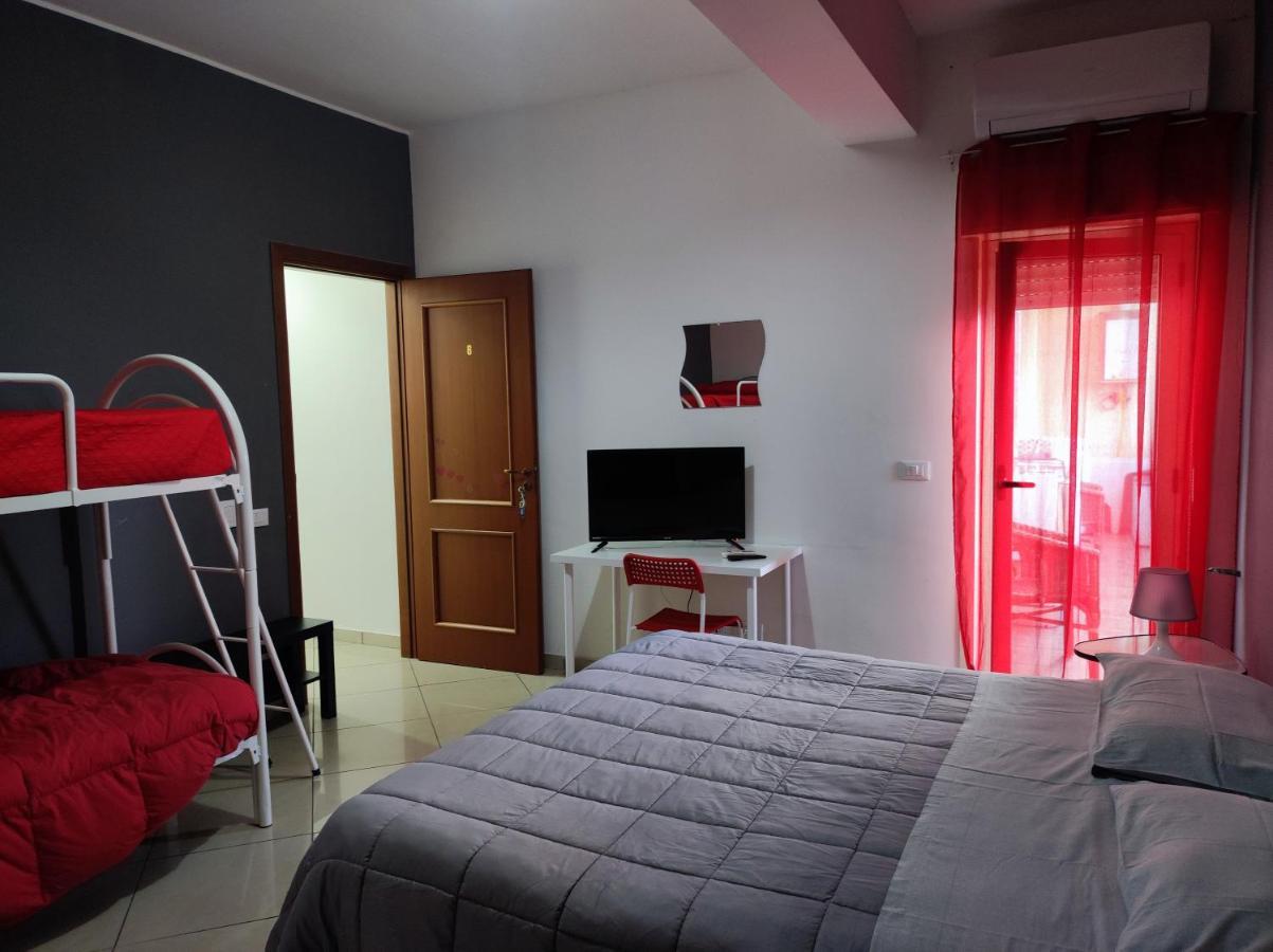 Bed And Breakfast Oasi Reggio di Calabria Bagian luar foto